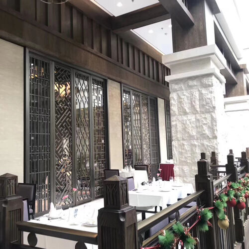 أحدث حلول الشركة حول مشروع تخصيص شاشة فندقية من الفولاذ المقاوم للصدأ