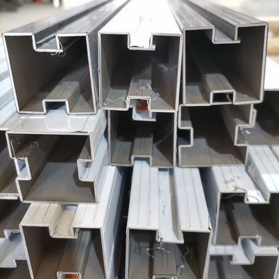 سعر جيد الذهبية والبيضاء الحائط التجميل ستارة الاستحمام البلاط التجميل 0.5mm سمك الانترنت