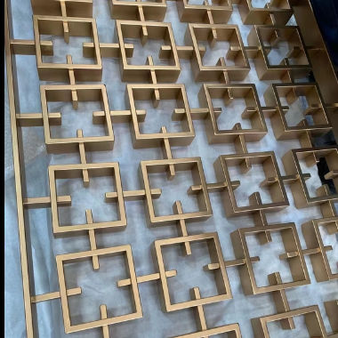 سعر جيد التصميم المجوف قسم غرفة المعيشة من الفولاذ المقاوم للصدأ خلفية الحائط الانترنت