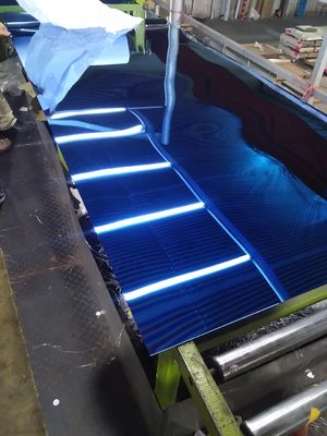 سعر جيد 201 الذهب الأزرق المياه الموجة لون المرآة PVD مطلية أوراق الفولاذ المقاوم للصدأ للأسقف الانترنت