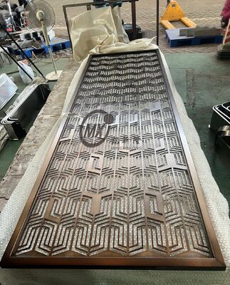 سعر جيد الشاشة الزخرفية من الفولاذ المقاوم للصدأ للسلالم الانترنت